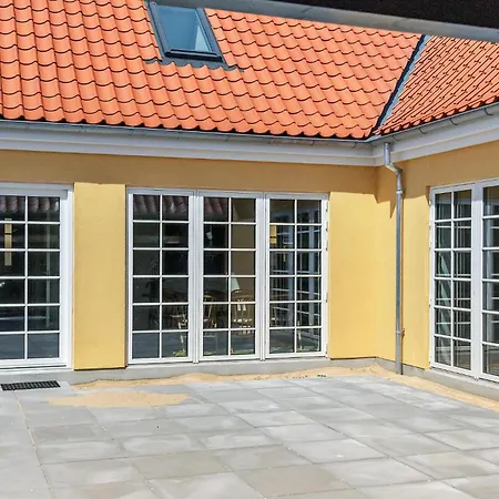 3 Bedroom Awesome In *