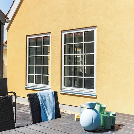 3 Bedroom Awesome In Feriehus